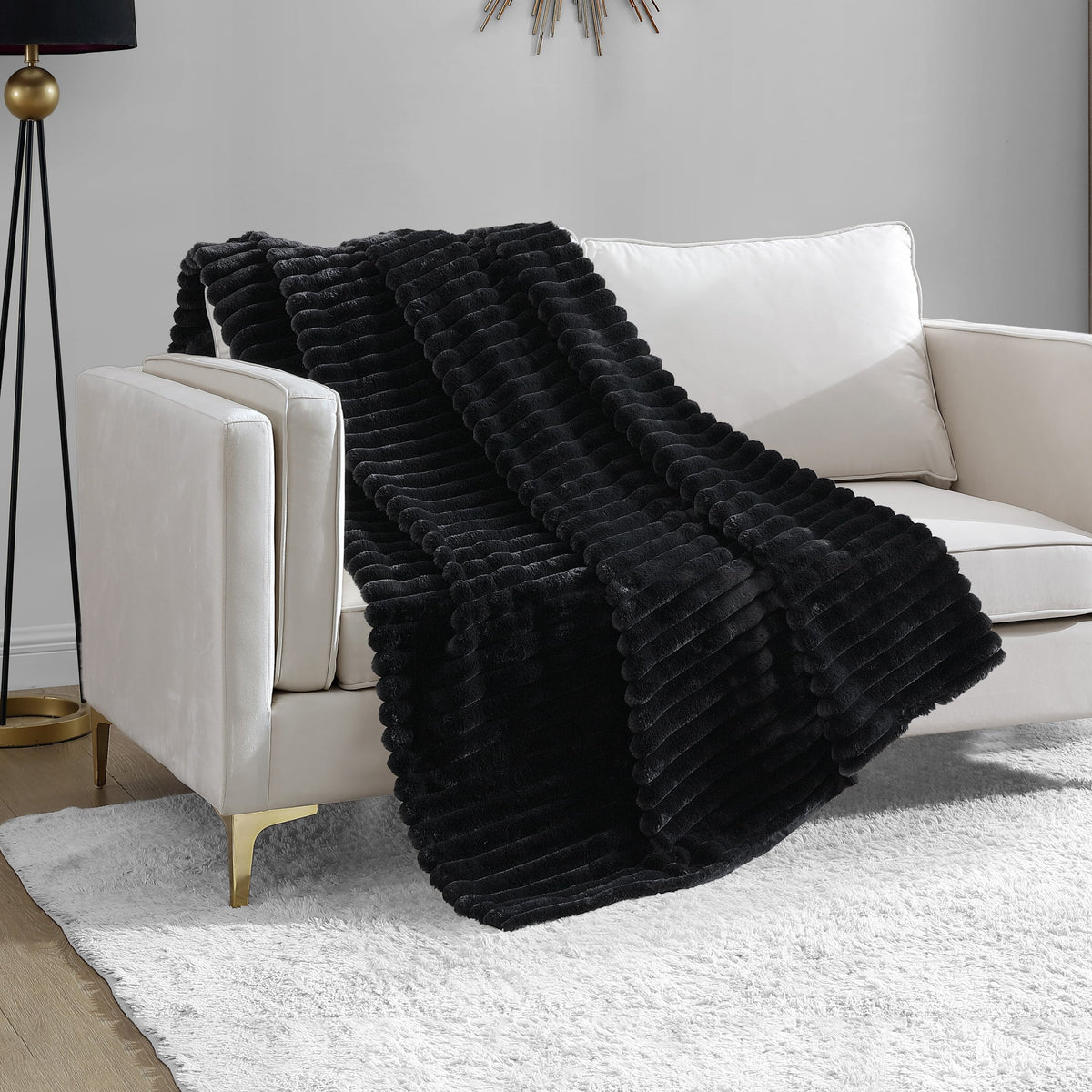 Glam Faux Fur Throw Blanket