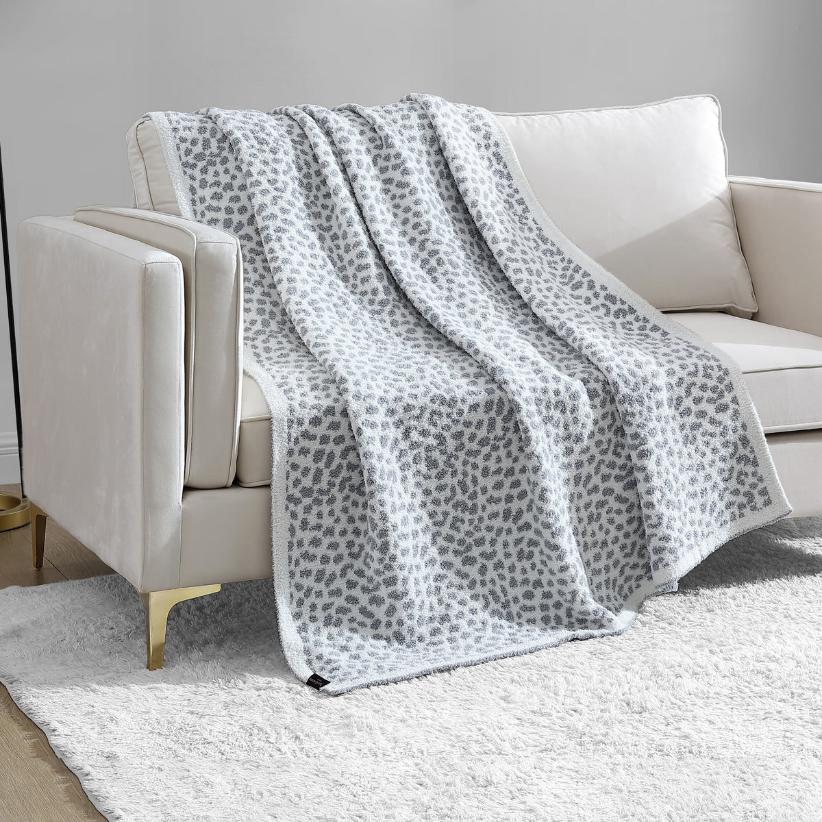 Glam Leopard Print Throw Blanket