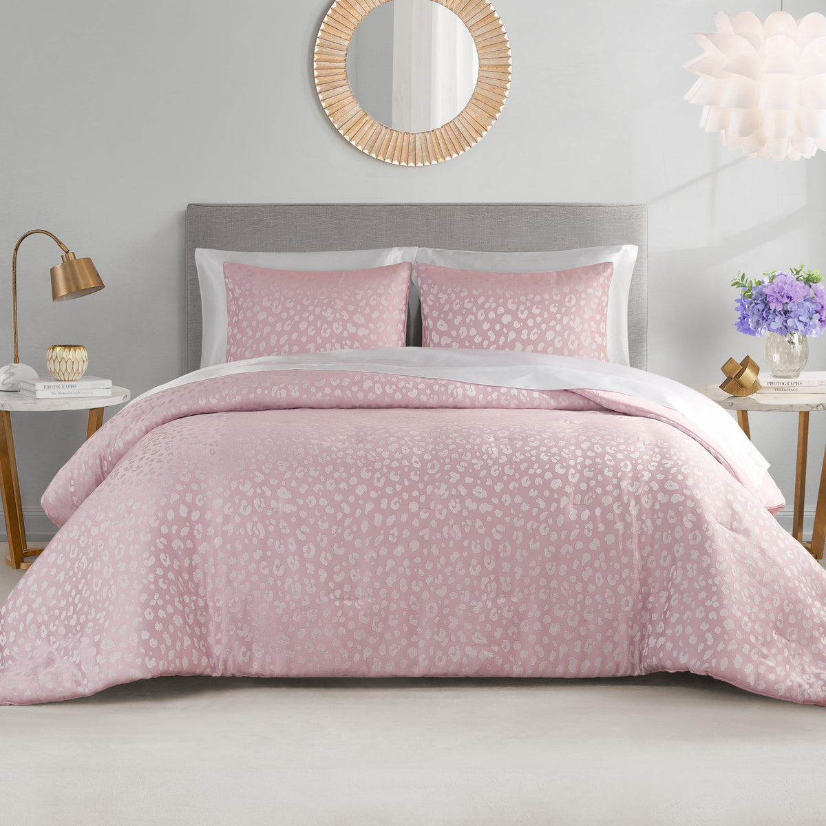 Glam Sparkle Cheetah Jaquard Comforter Set