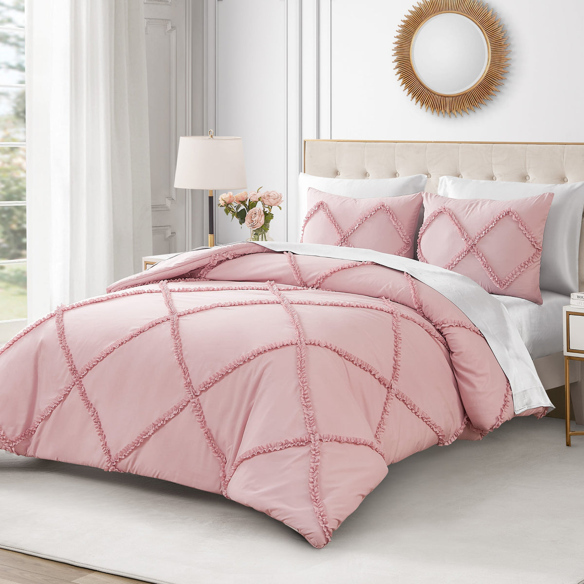 Glam Diamond Ruffle Comforter Set