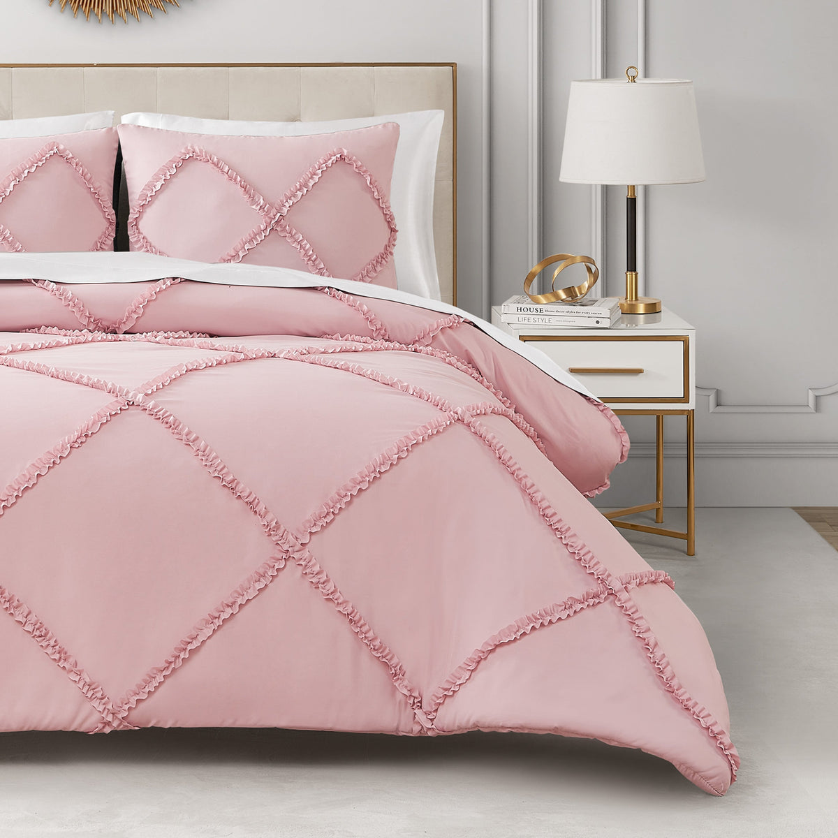 Glam Diamond Ruffle Comforter Set