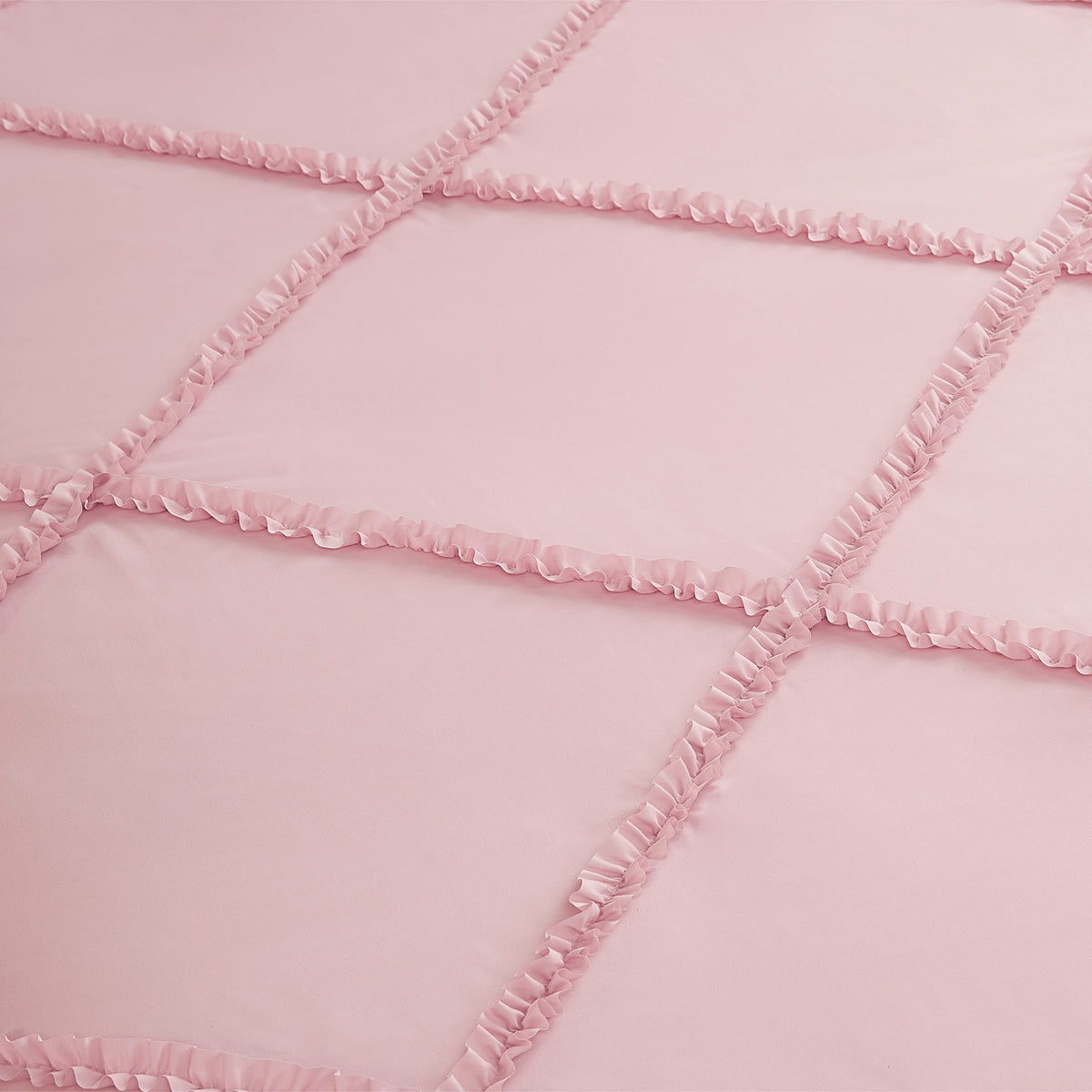 Glam Diamond Ruffle Comforter Set