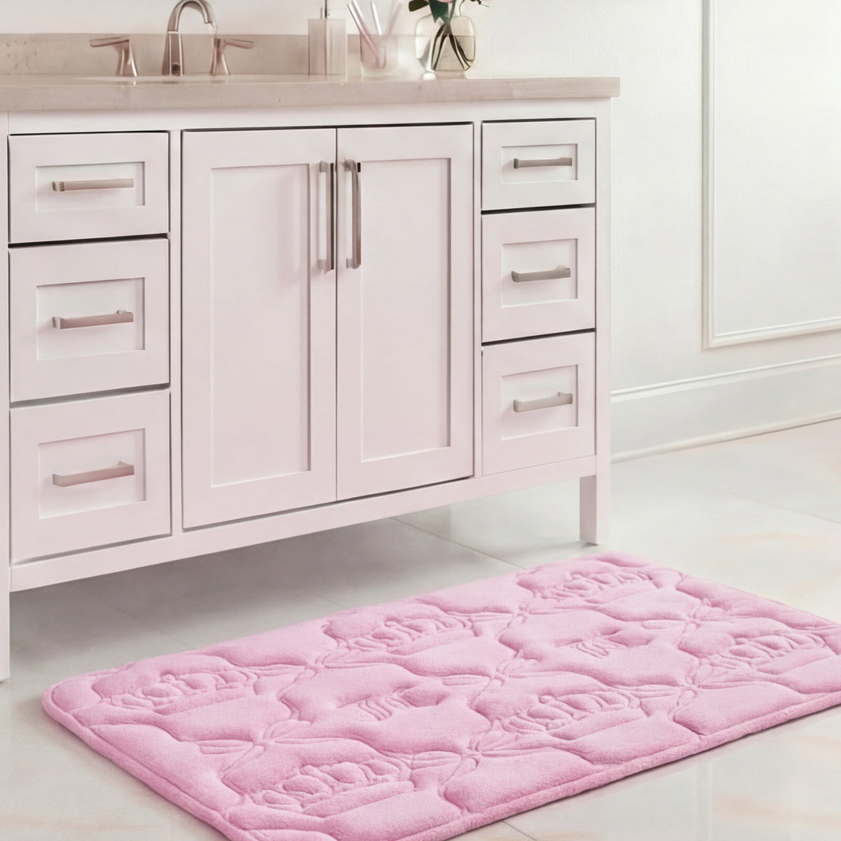 Glam Quilted Memory Foam Bath Mat 20 x 32