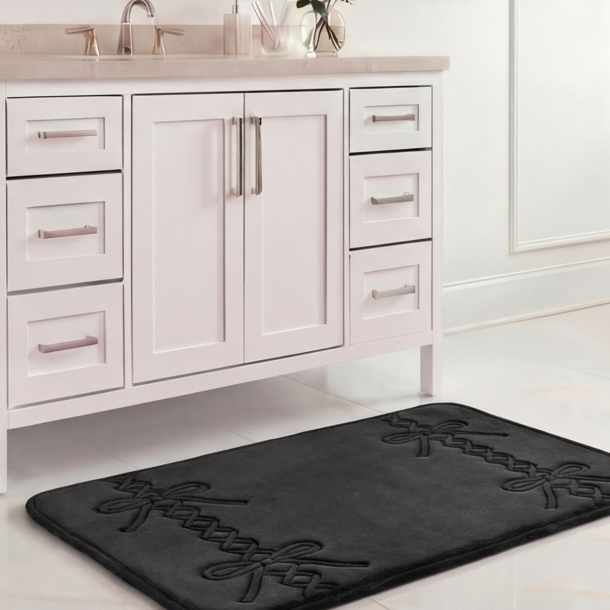 Glam Quilted Memory Foam Bath Mat 20 x 32