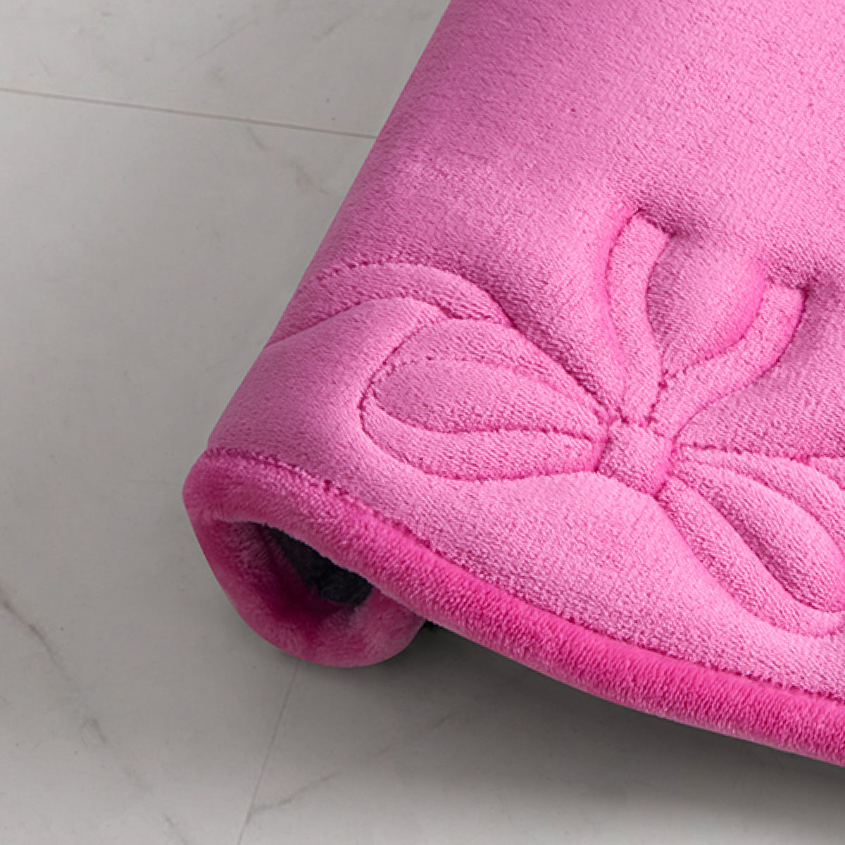 Glam Quilted Memory Foam Bath Mat 17 x 24