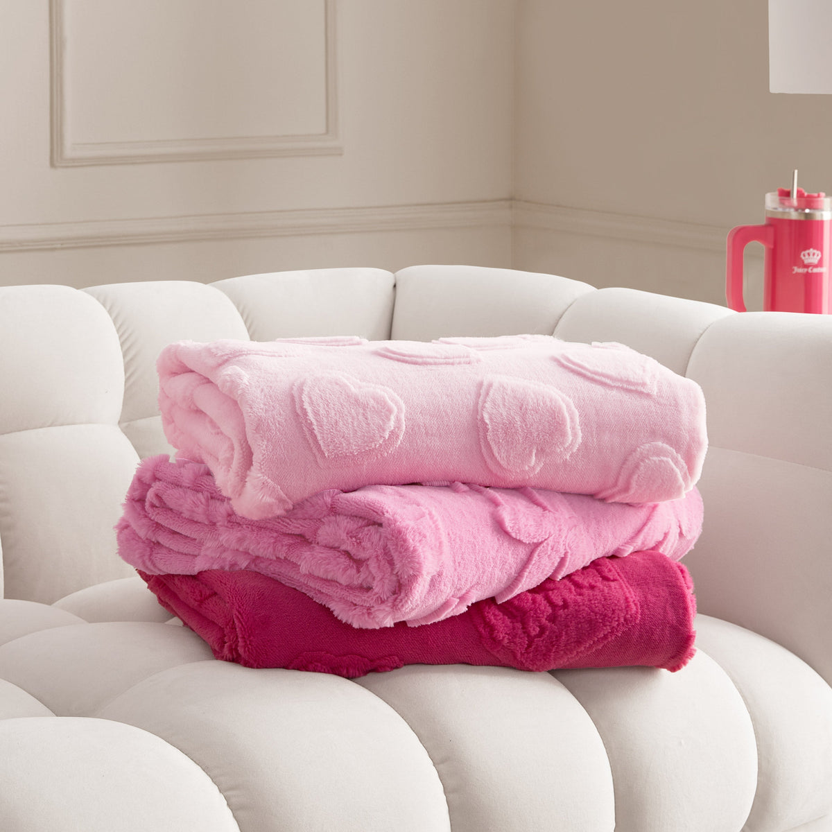Glam 3D Faux Fur Throw Blanket