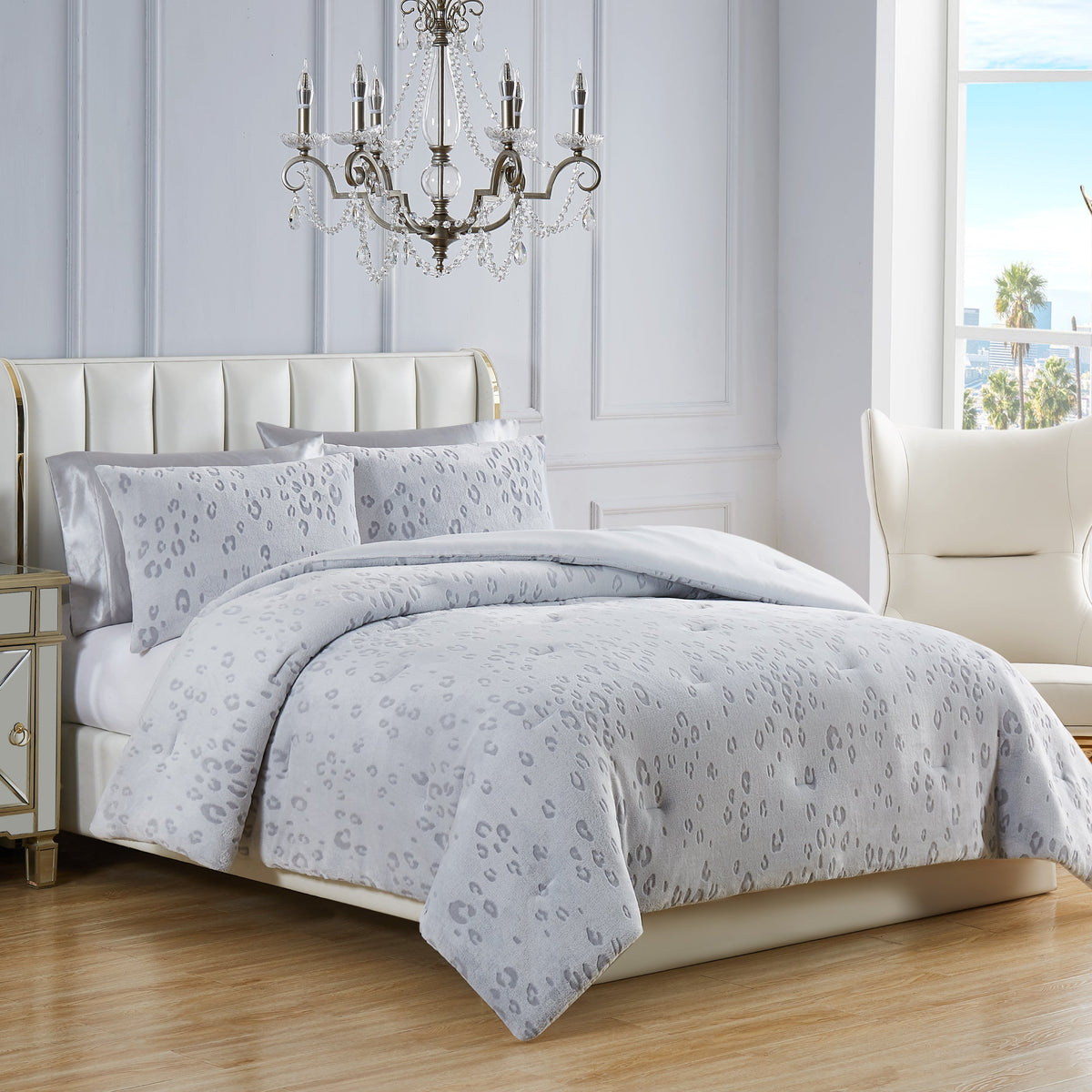 Glam Valentina Comforter Set
